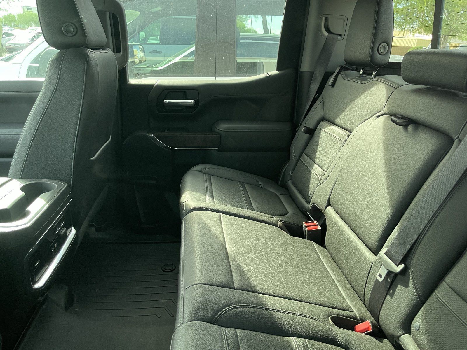 Used 2019 GMC Sierra 1500 Denali w/ Denali Ultimate Package AWD/4WD image 9