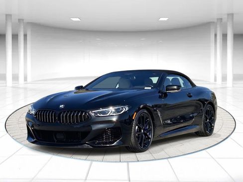 Used 2022 BMW M850i xDrive Convertible image 1