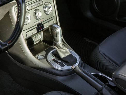 Used 2018 Volkswagen Beetle 2.0T S image 13