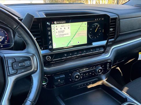 Used 2025 Chevrolet Silverado 2500 LT w/ Convenience Package image 6