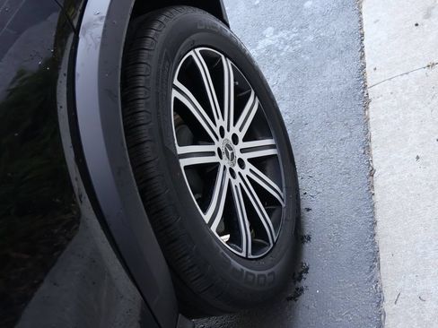 Certified 2025 Mercedes-Benz GLE 350 4MATIC image 41