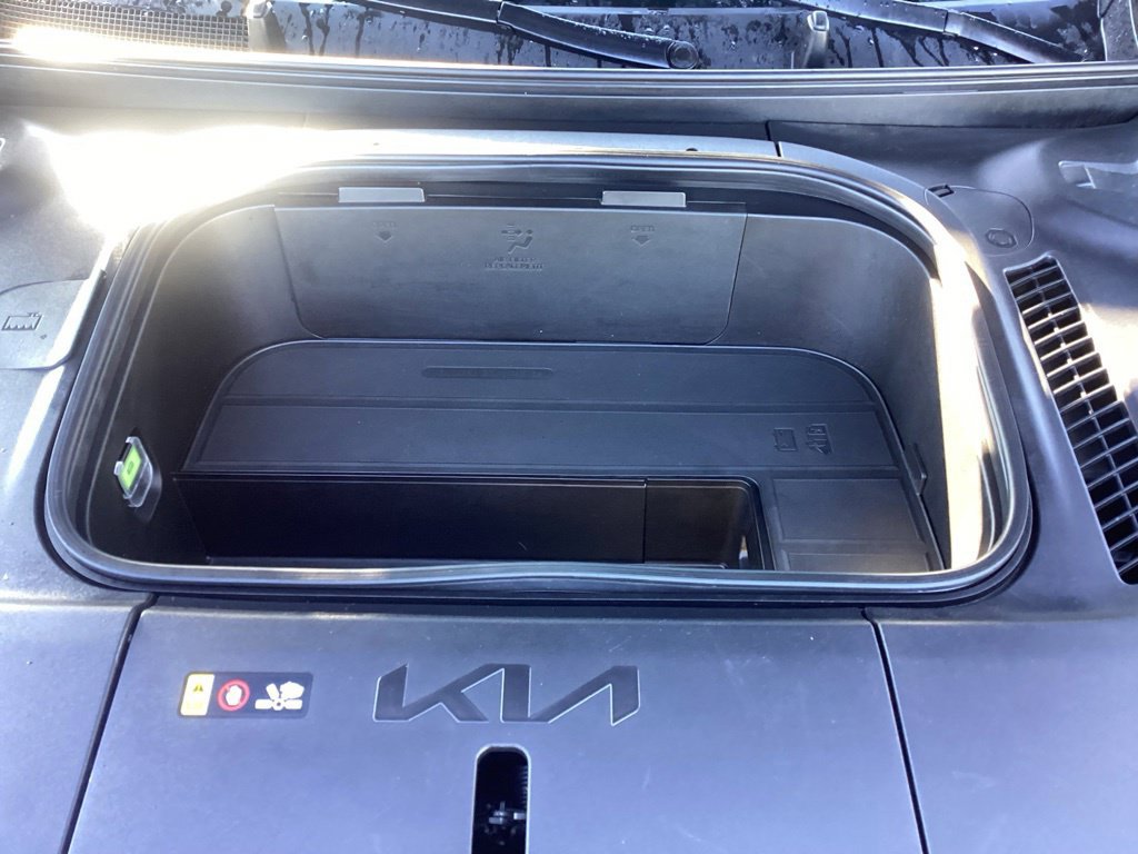 Used 2024 Kia EV9 Land AWD/4WD image 30