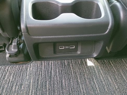 Used 2024 Honda Odyssey EX-L image 21