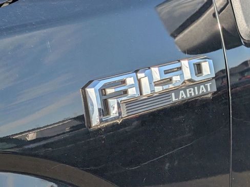 Used 2017 Ford F150 Lariat w/ FX4 Off-Road Package image 11