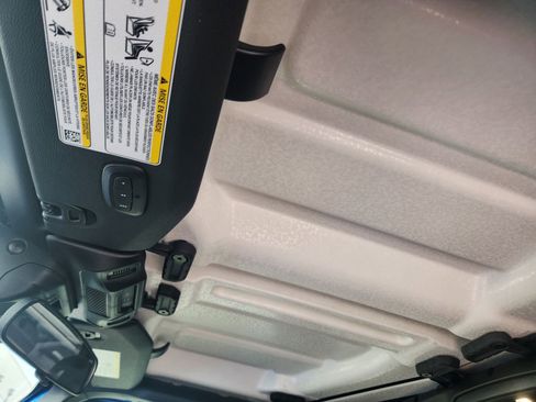 New 2025 Jeep Wrangler Unlimited Rubicon w/ Convenience Group image 23