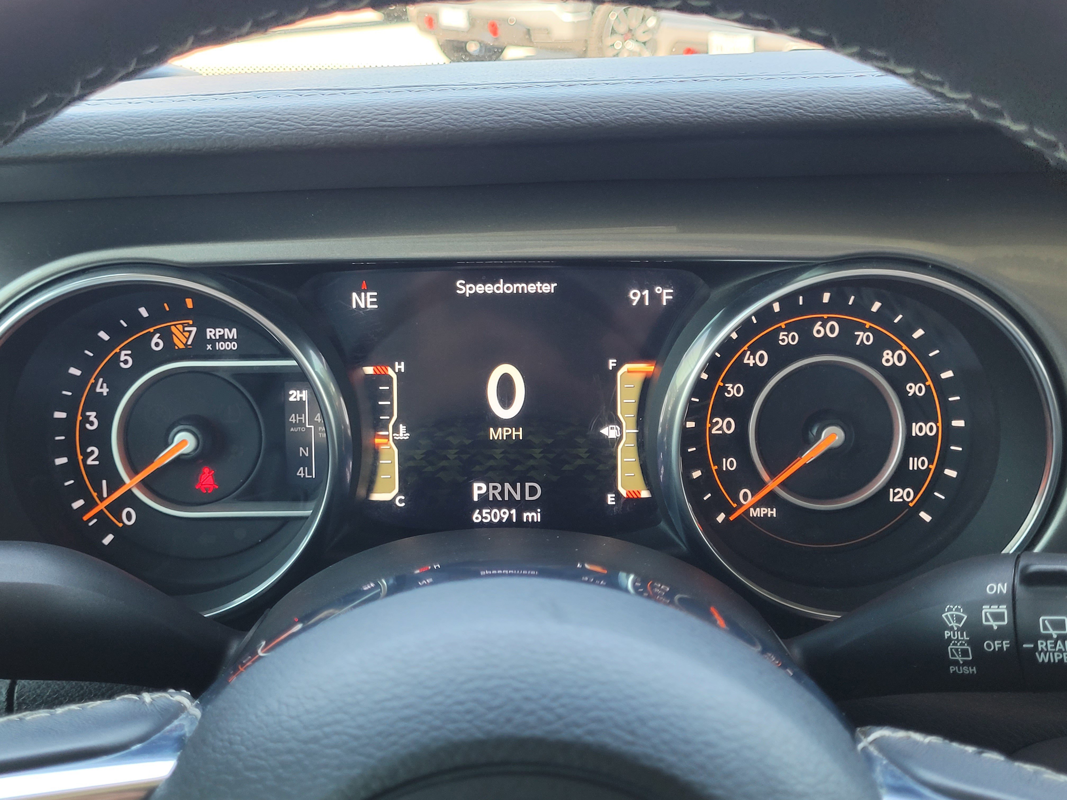 Used 2018 Jeep Wrangler Unlimited Sahara AWD/4WD image 22