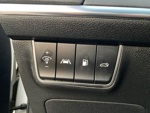 Used 2022 Kia Stinger GT2 w/ Scorpion Package RWD image 14
