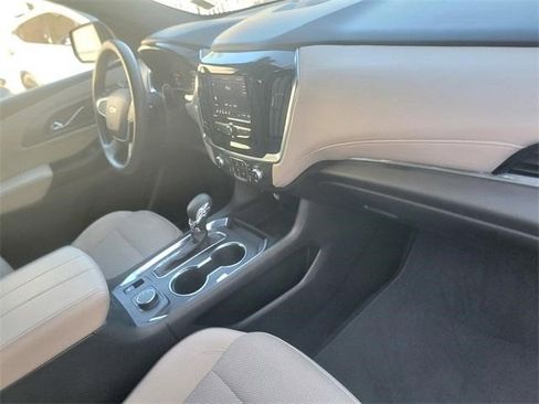 Certified 2023 Chevrolet Traverse LS image 20