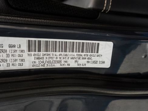 Used 2018 Jeep Grand Cherokee Trackhawk w/ Trailer Tow Group IV AWD/4WD image 40