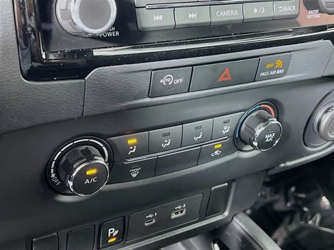 Used 2023 Nissan Frontier SV w/ Midnight Edition Package AWD/4WD image 15