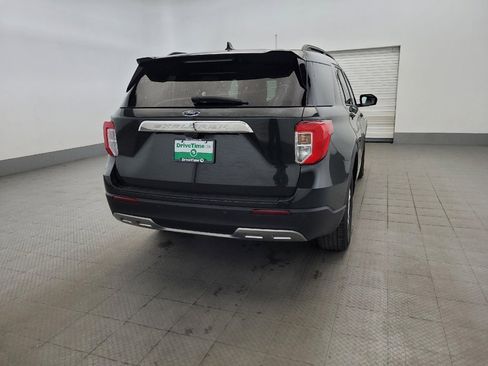 Used 2023 Ford Explorer XLT w/ Equipment Group 202A AWD/4WD image 7