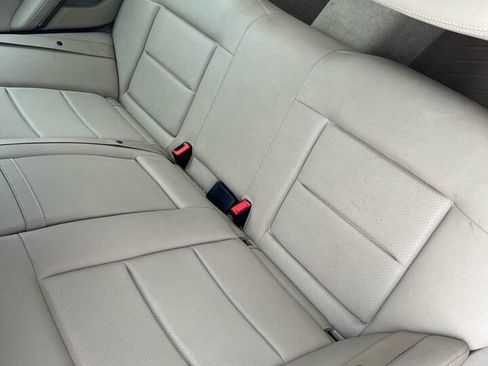 Used 2011 Mercedes-Benz E 350 4MATIC Sedan image 13