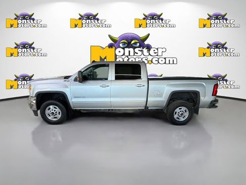 Used 2017 GMC Sierra 2500 SLE w/ Suspension Package, Off-Road image 7