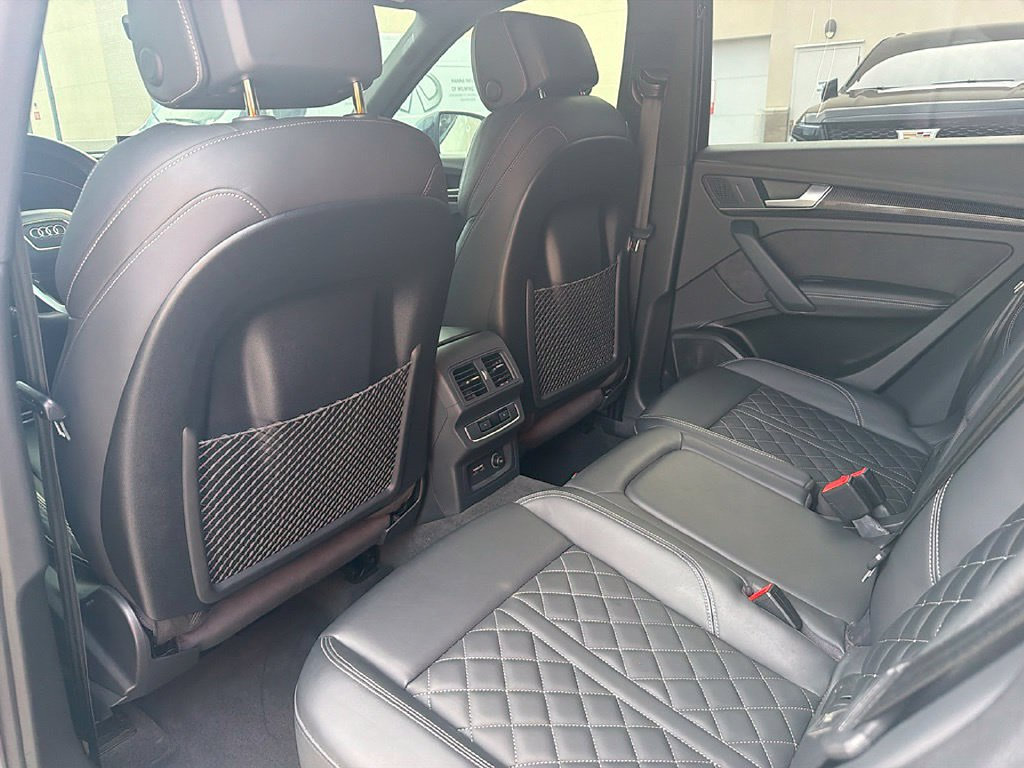 Used 2024 Audi SQ5 Premium Plus w/ Premium Plus Package AWD/4WD image 8