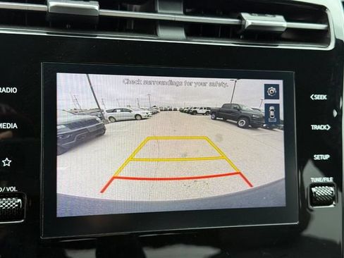 Used 2024 Hyundai Santa Cruz SE FWD image 27