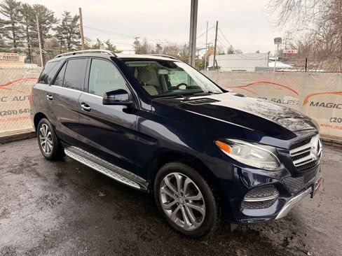 Used 2016 Mercedes-Benz GLE 350 4MATIC w/ Premium Package image 7