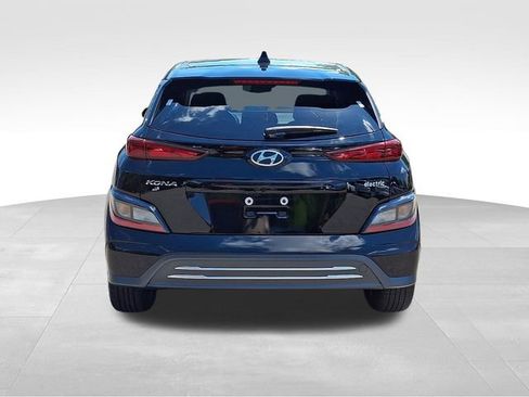 Used 2023 Hyundai Kona SE FWD image 6
