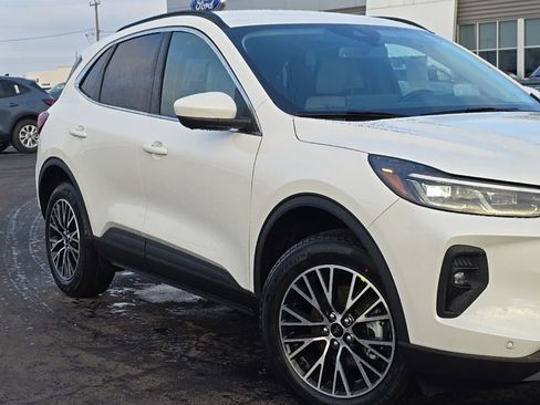 New 2026 Ford Escape SE w/ PHEV Premium Package image 67