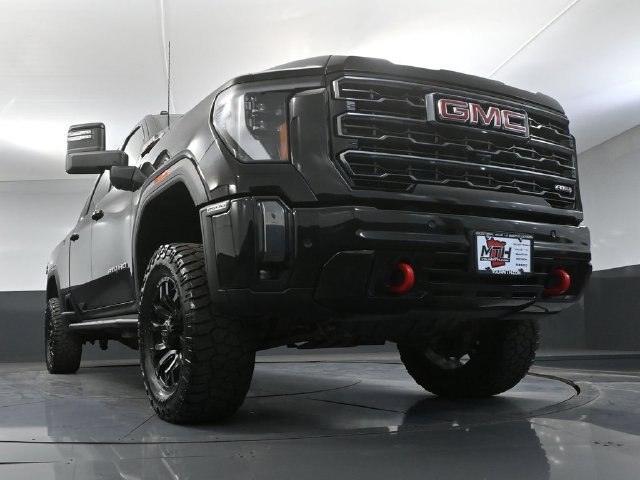 Used 2024 GMC Sierra 2500 AT4 w/ Technology Package AWD/4WD image 47