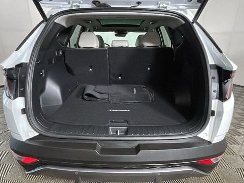 Used 2024 Hyundai Tucson Limited AWD/4WD image 28