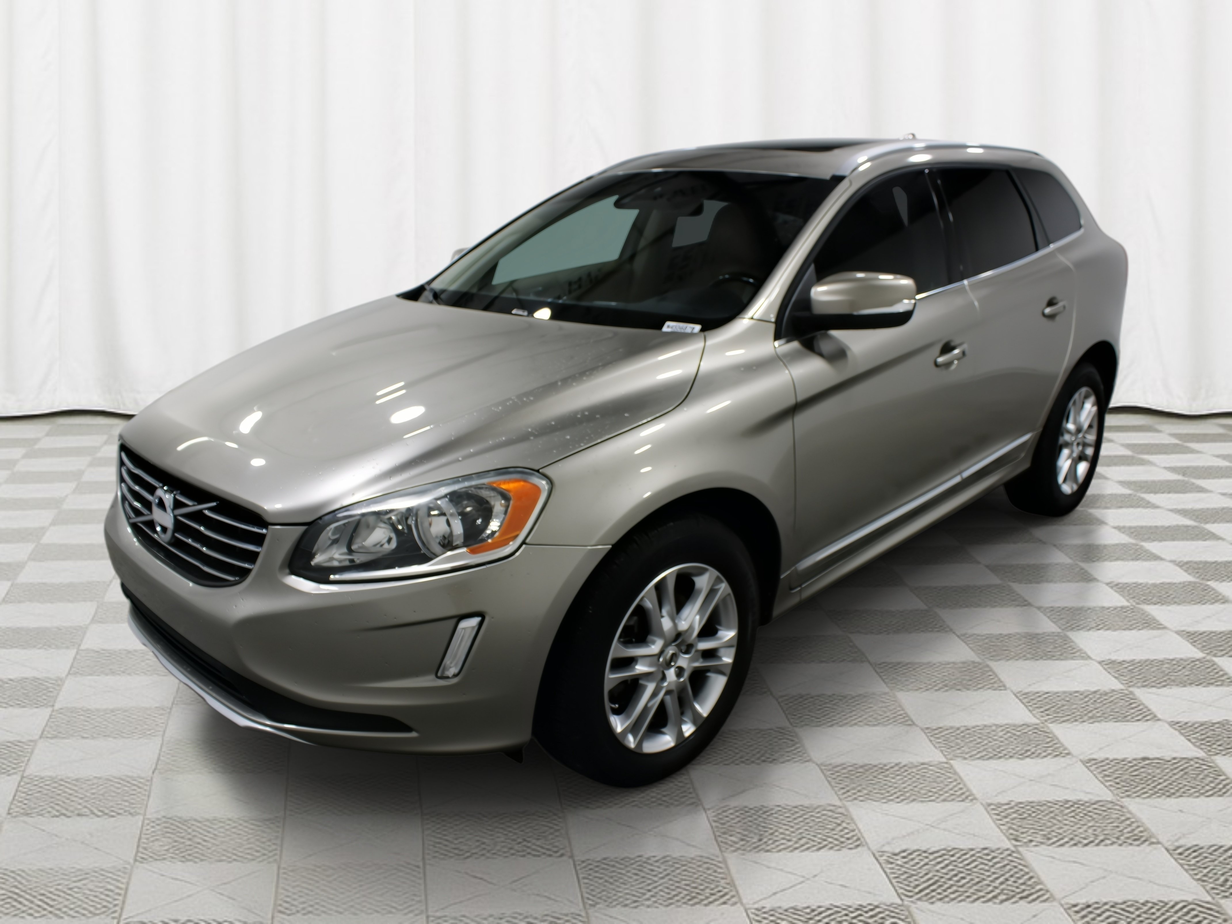 Used 2015 Volvo XC60 T5 Premier Plus FWD image 7