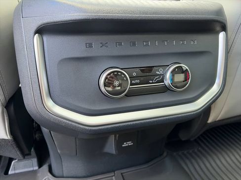 New 2026 Ford Expedition Max Active AWD/4WD image 14