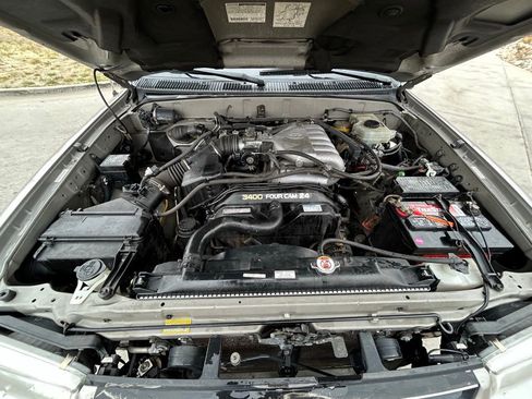 Used 2002 Toyota 4Runner SR5 image 31