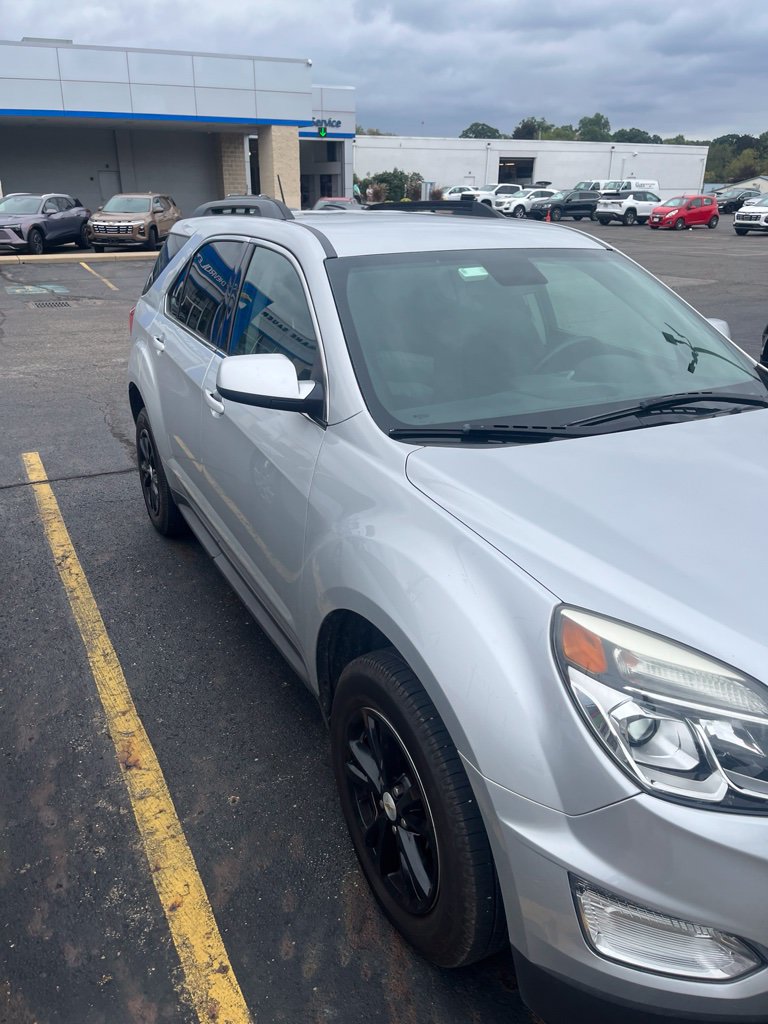 Used 2017 Chevrolet Equinox LT w/ Convenience Package FWD image 7