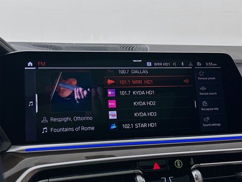 Used 2022 BMW X6 M50i w/ Executive Package image 15