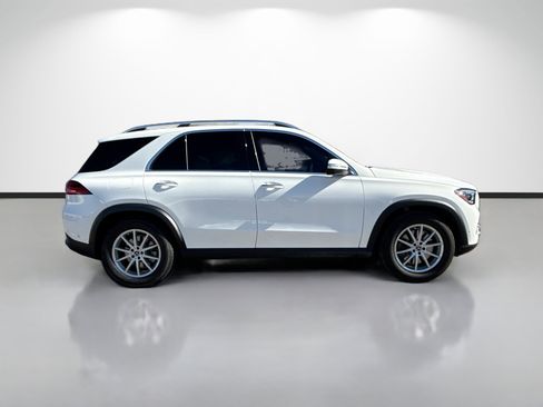 Used 2024 Mercedes-Benz GLE 450e 4MATIC image 2