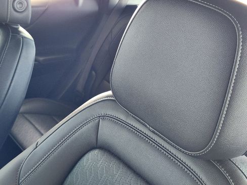 Certified 2025 Chevrolet Equinox LT w/ Convenience Package II image 16