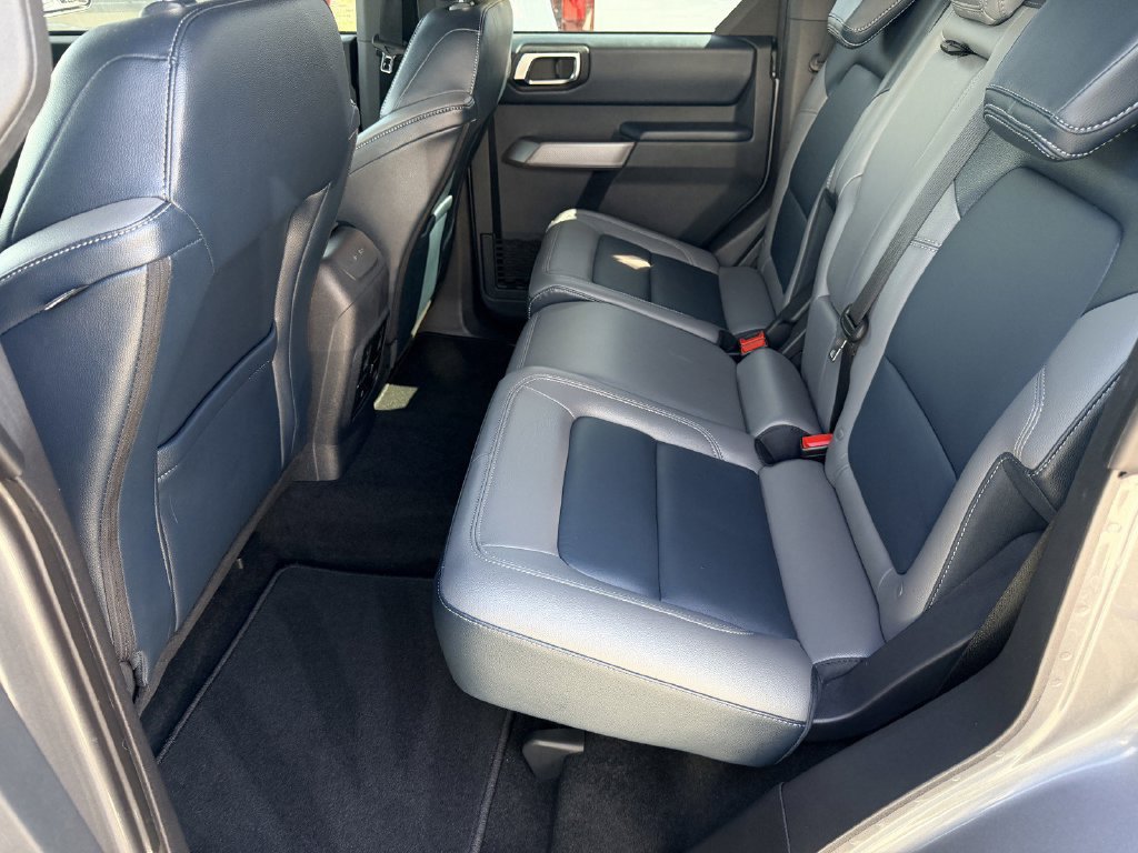 Used 2023 Ford Bronco Outer Banks AWD/4WD image 14