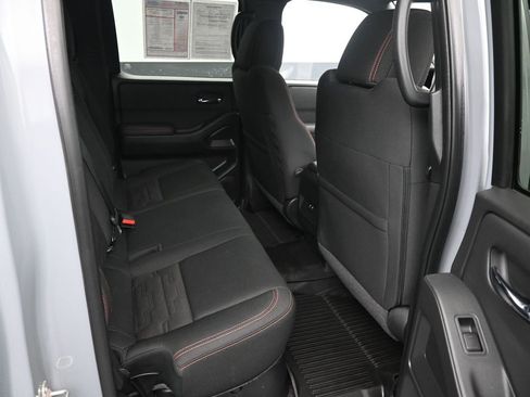 Used 2022 Nissan Frontier PRO-4X w/ Off-Road Protection Package image 13