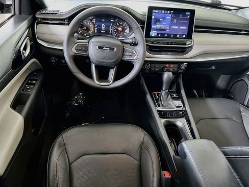 Used 2023 Jeep Compass Limited w/ Sun and Sound Group AWD/4WD image 23