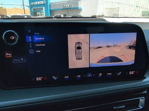 New 2026 Chevrolet Traverse LT w/ Driver Confidence Package FWD image 26