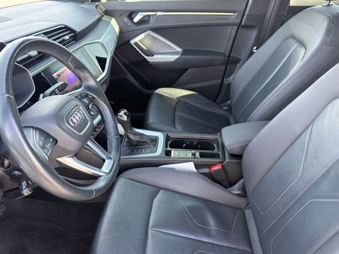 Used 2021 Audi Q3 2.0T Premium w/ Convenience Package image 6