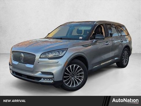 Used 2020 Lincoln Aviator Reserve w/ Elements Package Plus image 1