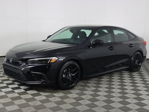 Used 2024 Honda Civic Sport image 5