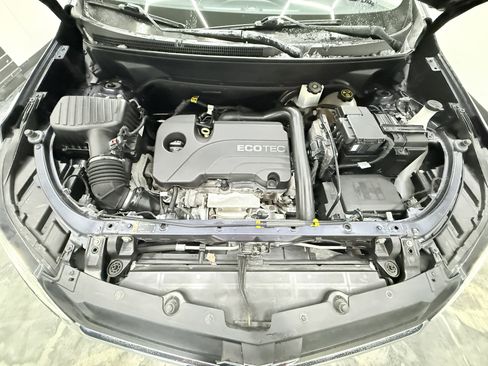 Used 2018 Chevrolet Equinox LT image 27