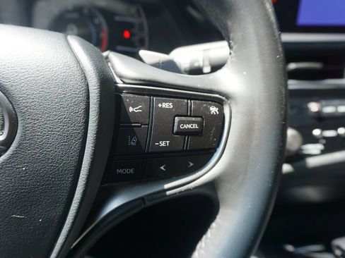 Used 2023 Lexus ES 350 w/ Accessory Package (Z2) FWD image 9