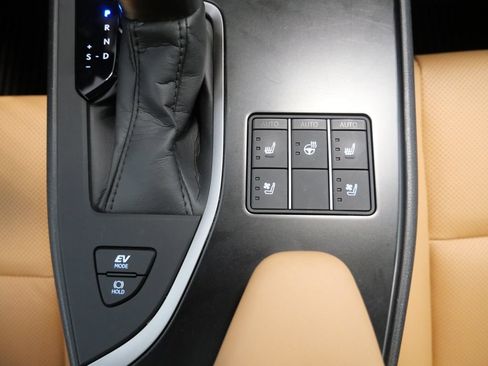 Certified 2024 Lexus UX 250h AWD w/ Premium Package image 37