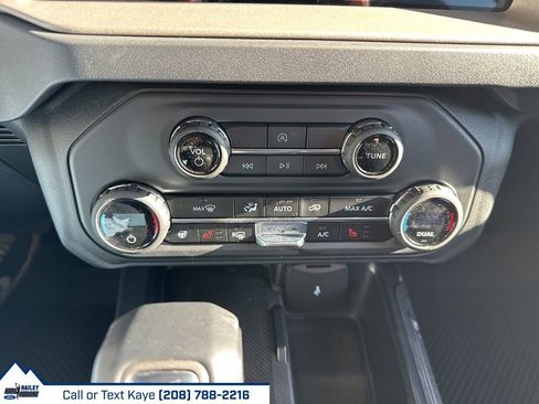 New 2025 Ford Bronco Outer Banks AWD/4WD image 67