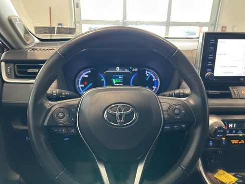 Used 2019 Toyota RAV4 Limited w/ Carpet Mat Package image 10
