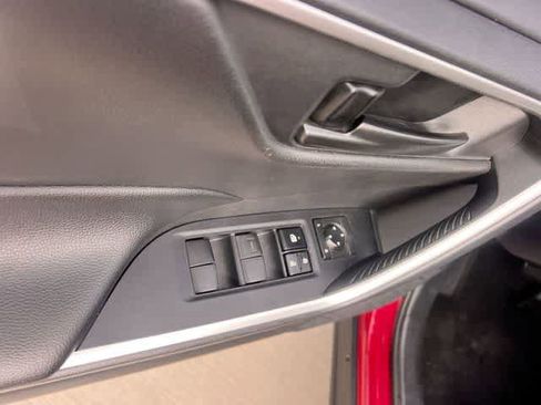 Used 2021 Toyota RAV4 LE FWD image 29