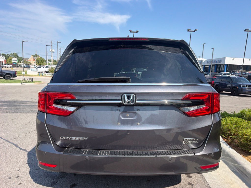 Used 2023 Honda Odyssey Touring image 10