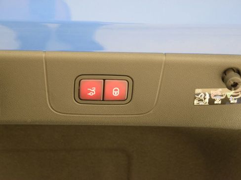 Used 2026 Mercedes-Benz CLA 250+ image 31