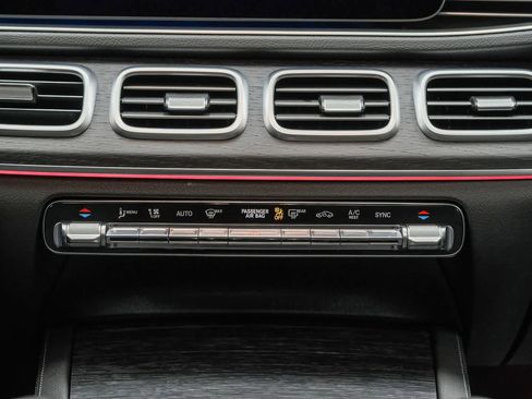 Certified 2026 Mercedes-Benz GLE 350 4MATIC image 18