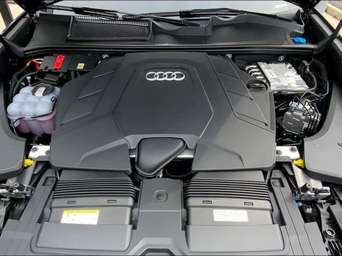 New 2025 Audi Q8 Premium Plus image 10