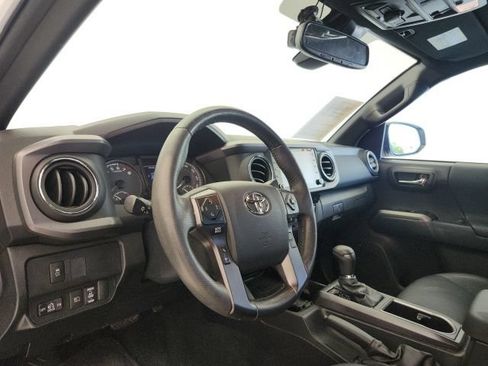Certified 2023 Toyota Tacoma TRD Off-Road w/ TRD Premium Off Road Package AWD/4WD image 12