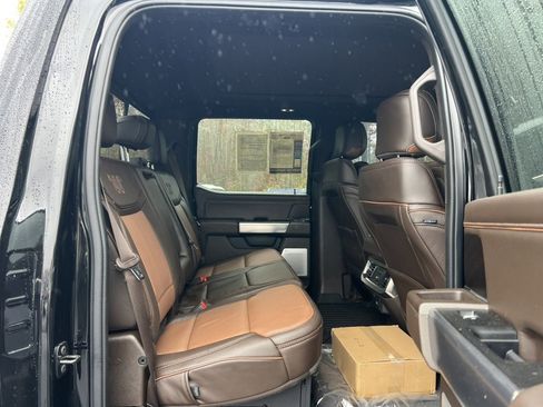Used 2025 Ford F350 King Ranch image 15